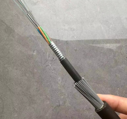 Przewód optyczny z włókna przeciwlękowego GYTA33 24-rodzaj łącznik SC 1km MOQ wodoodporny drut stalowy Cable optyczny z włókna optycznego 4-144 rdzenia dla kabli komunikacyjnych